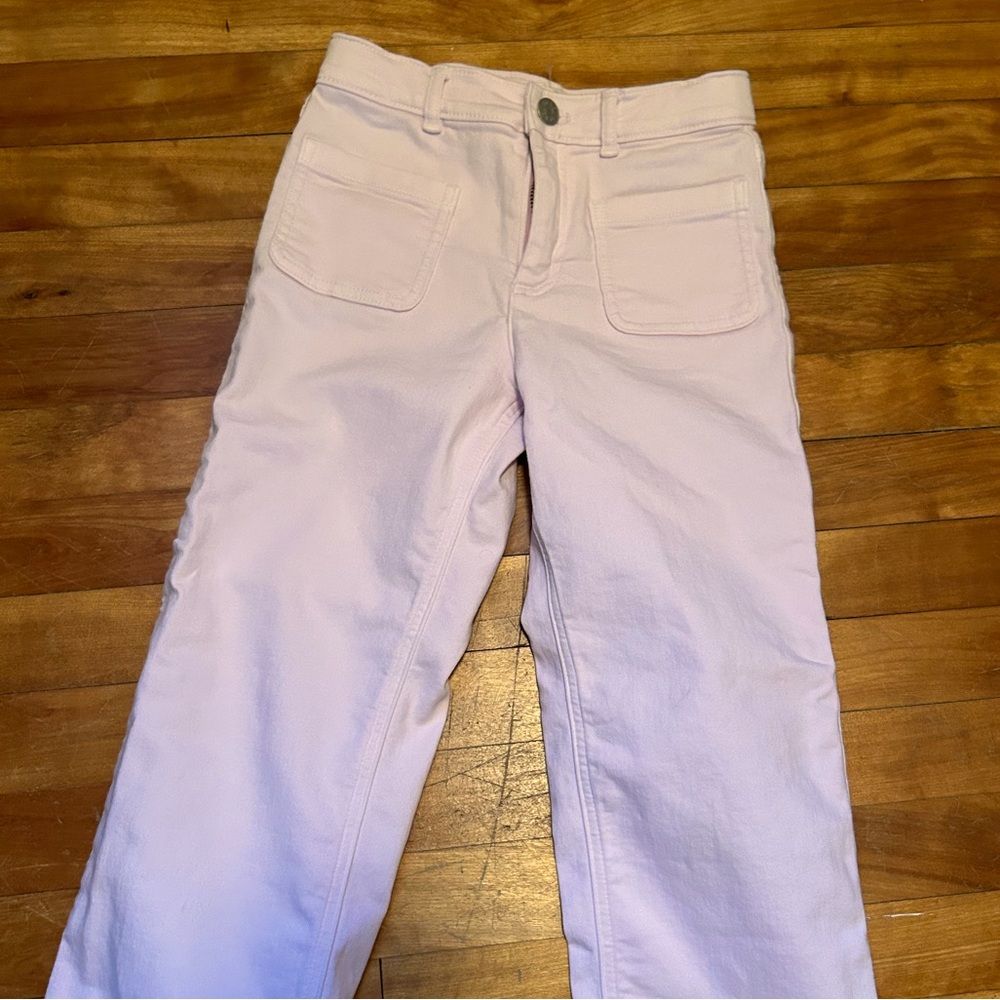 Light pink girls crew cute chino pants.